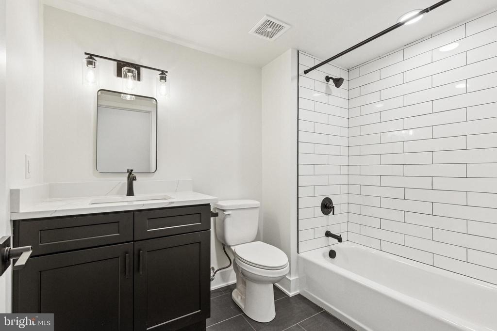 193 Bridge Street - Photo 6