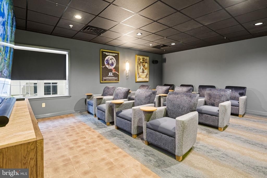 301 Victoria Gardens Drive - Photo 11