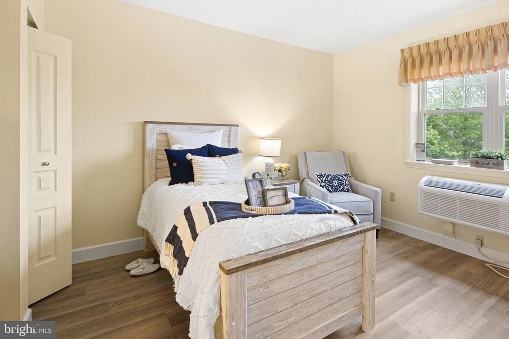 301 Victoria Gardens Drive - Photo 41