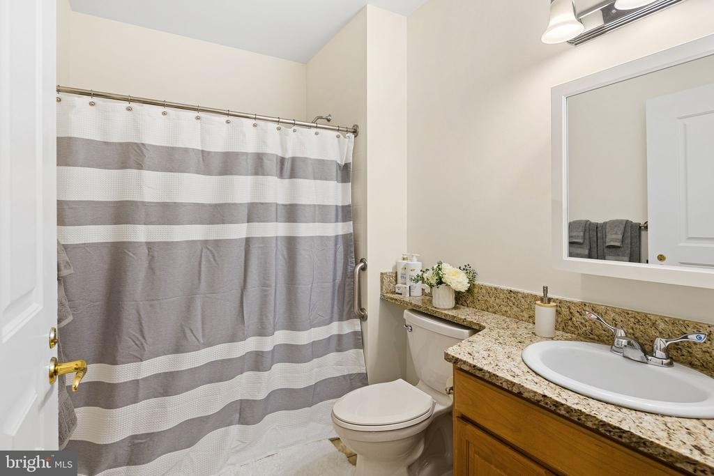 301 Victoria Gardens Drive - Photo 37