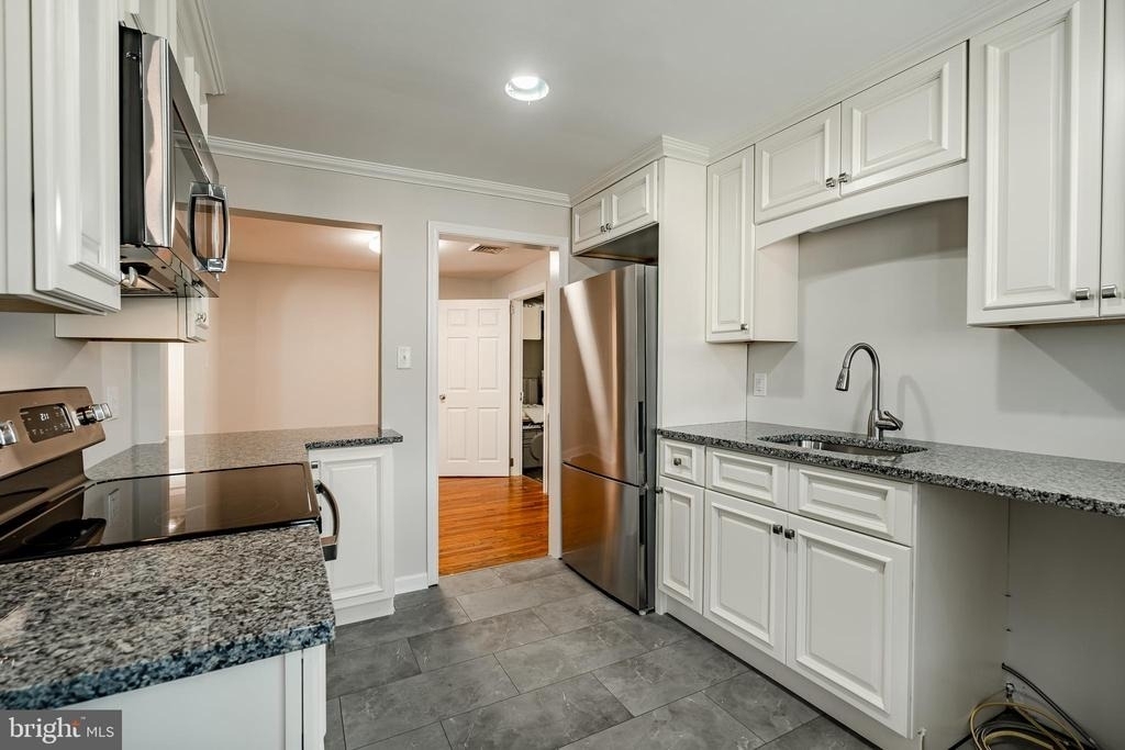 222 3rd Avenue - Photo 5