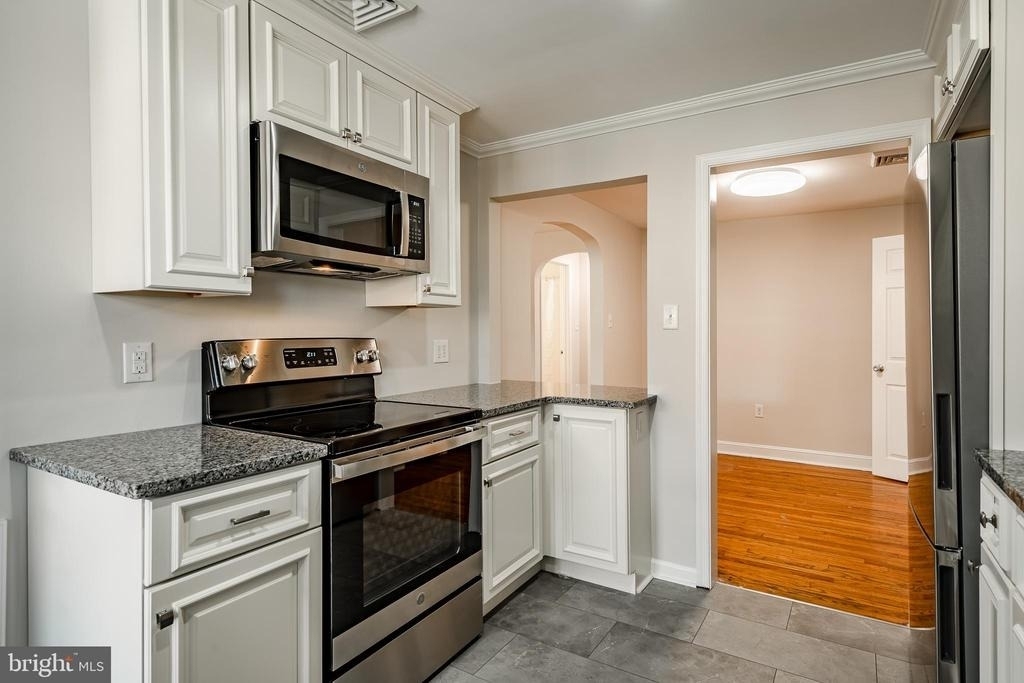 222 3rd Avenue - Photo 1