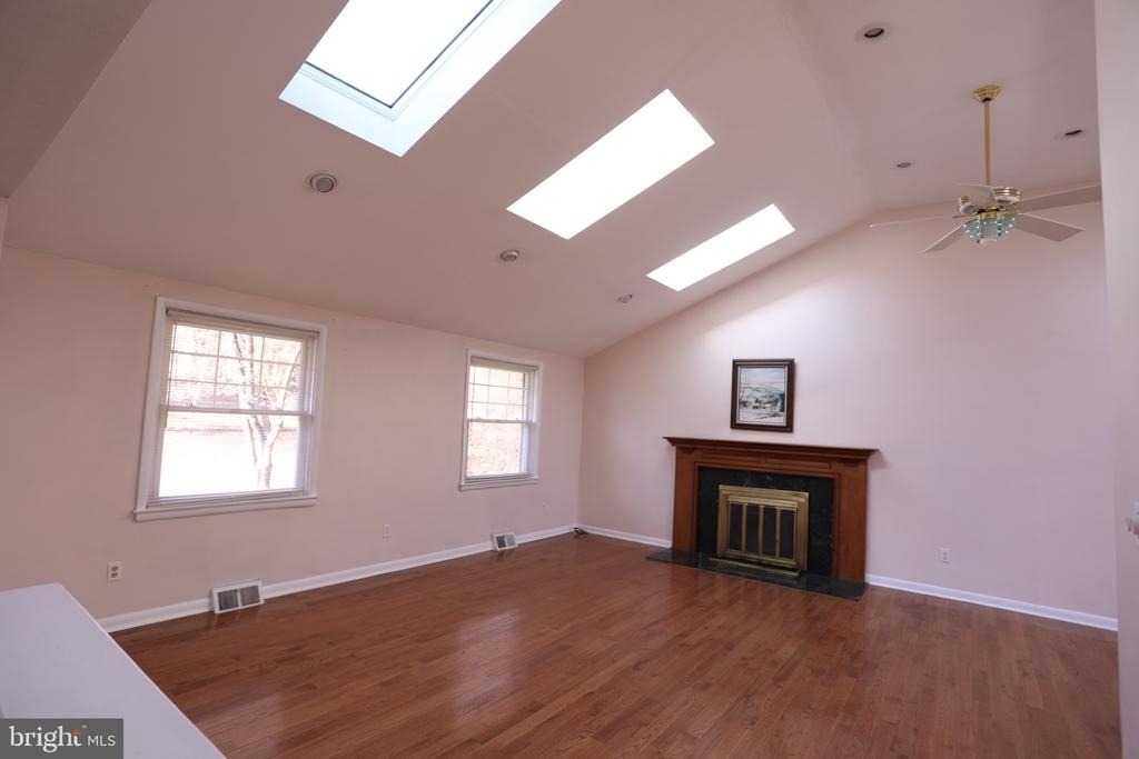 1443 Valley Forge Road - Photo 4