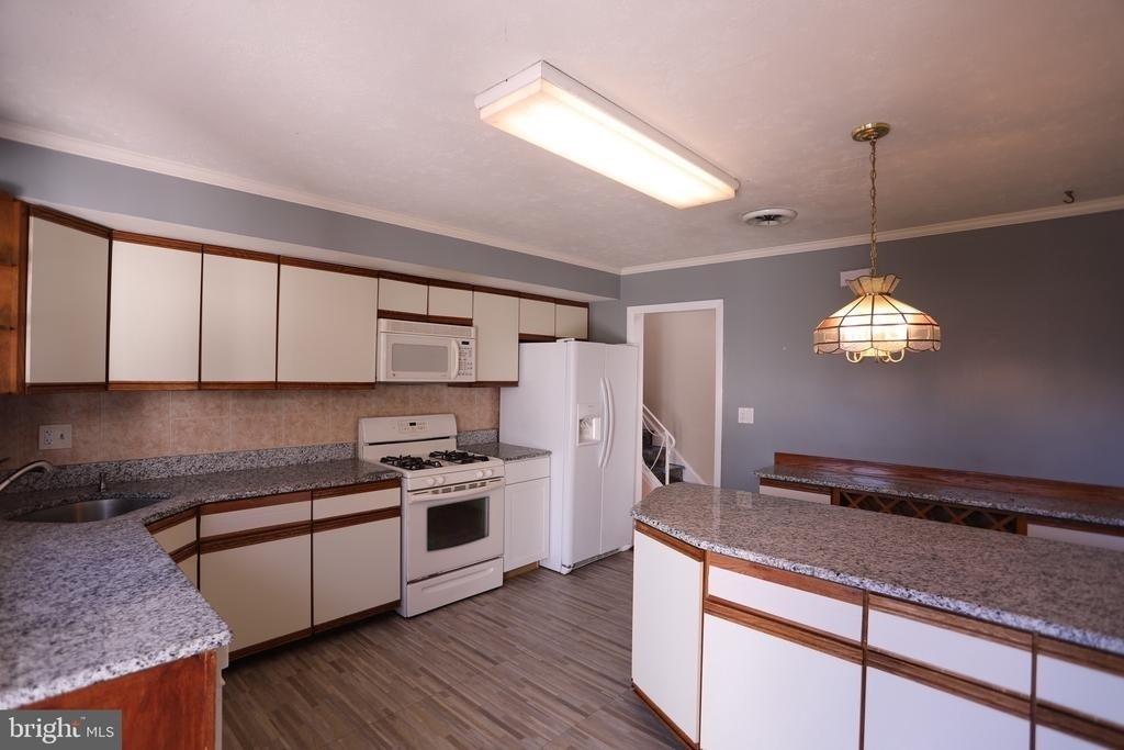 1443 Valley Forge Road - Photo 10