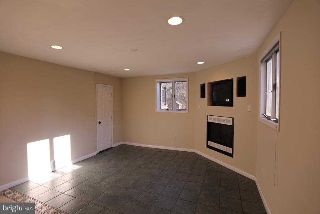 1443 Valley Forge Road - Photo 15