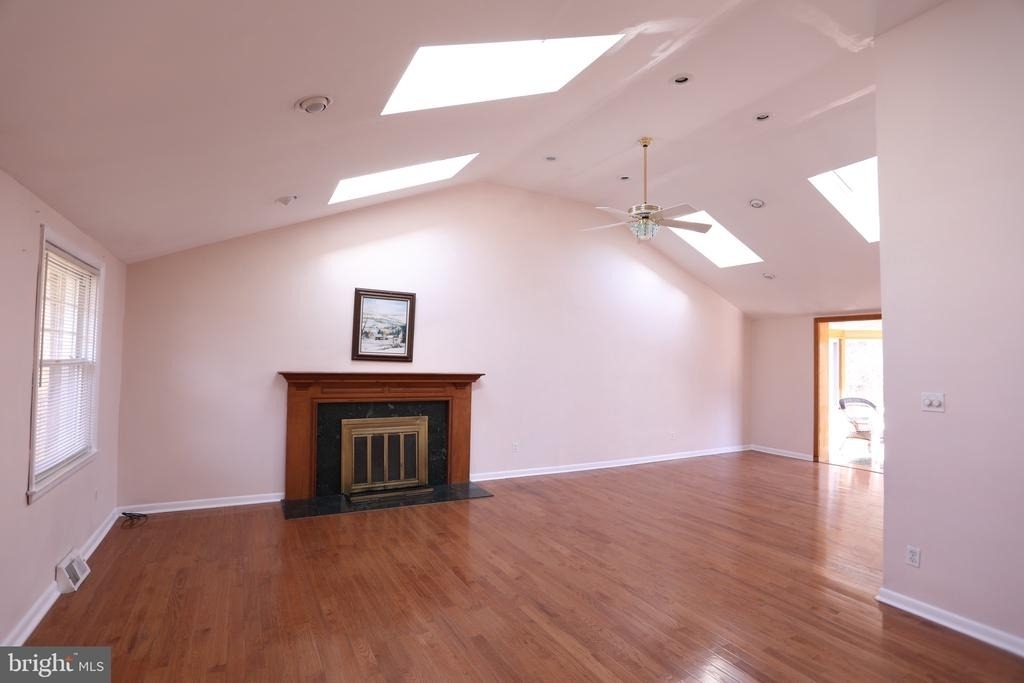 1443 Valley Forge Road - Photo 3