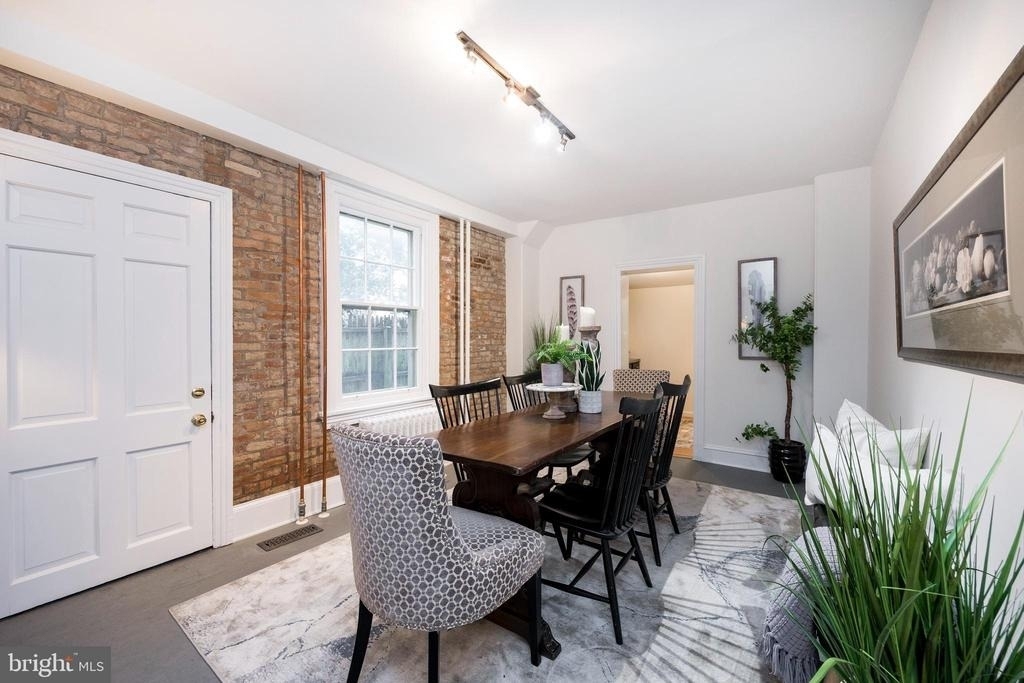 16 W Miner Street - Photo 10