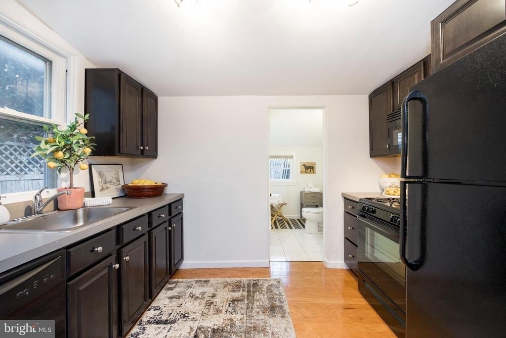 16 W Miner Street - Photo 12