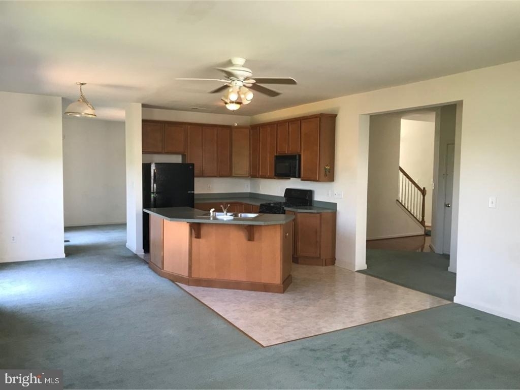 1933 Saxon Drive - Photo 12