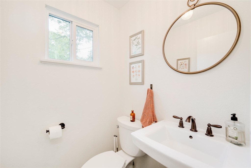 406 Arbor Ln - Photo 14