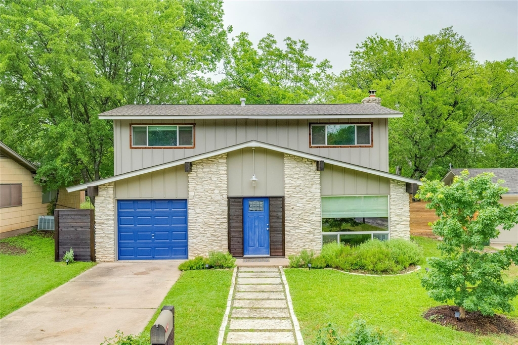 406 Arbor Ln - Photo 0