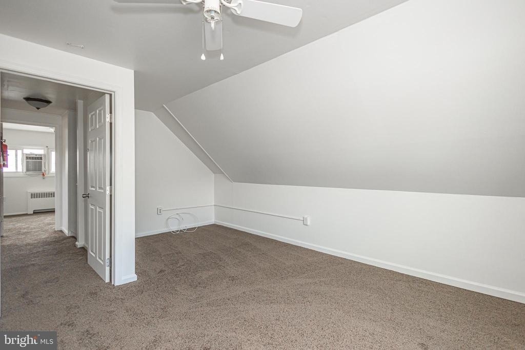 131 Hedge Road - Photo 16