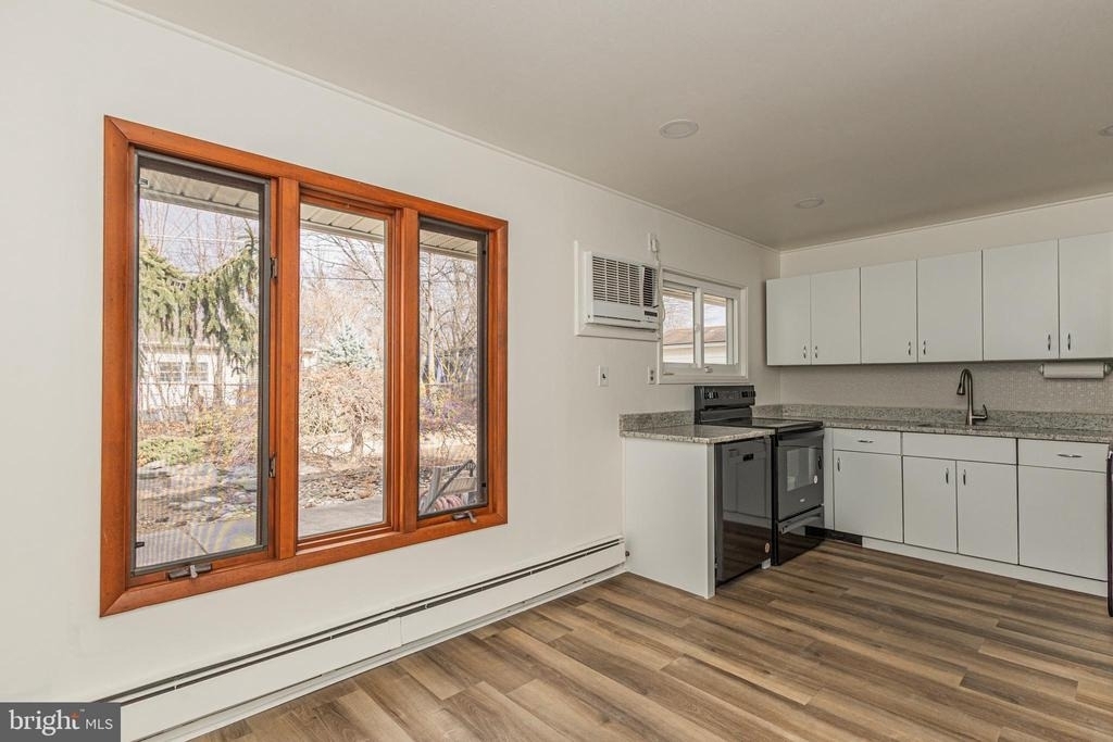 131 Hedge Road - Photo 5
