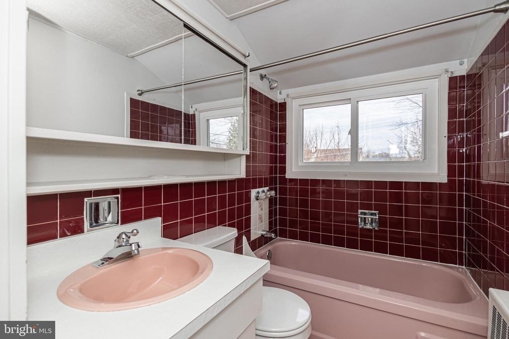 131 Hedge Road - Photo 15