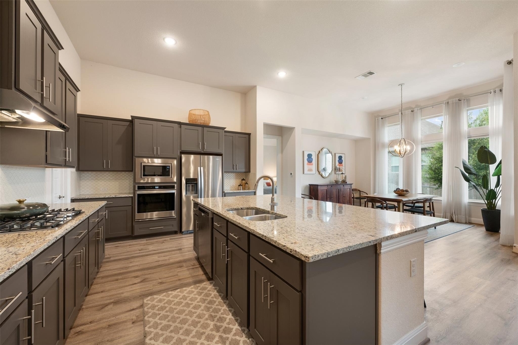 725 Millcreek Ln - Photo 8