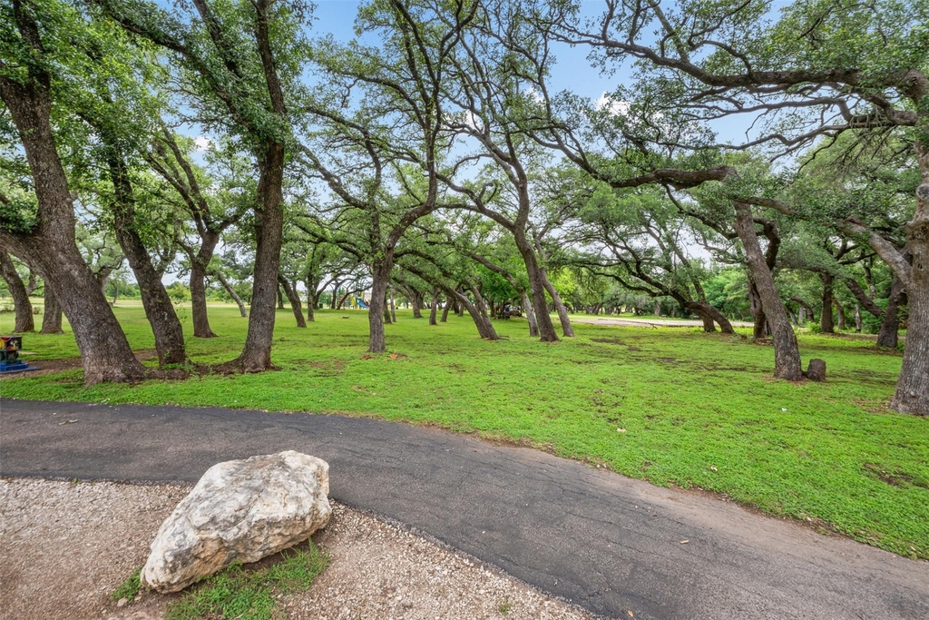 725 Millcreek Ln - Photo 36