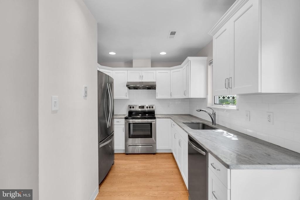 93 William Patterson Court - Photo 7