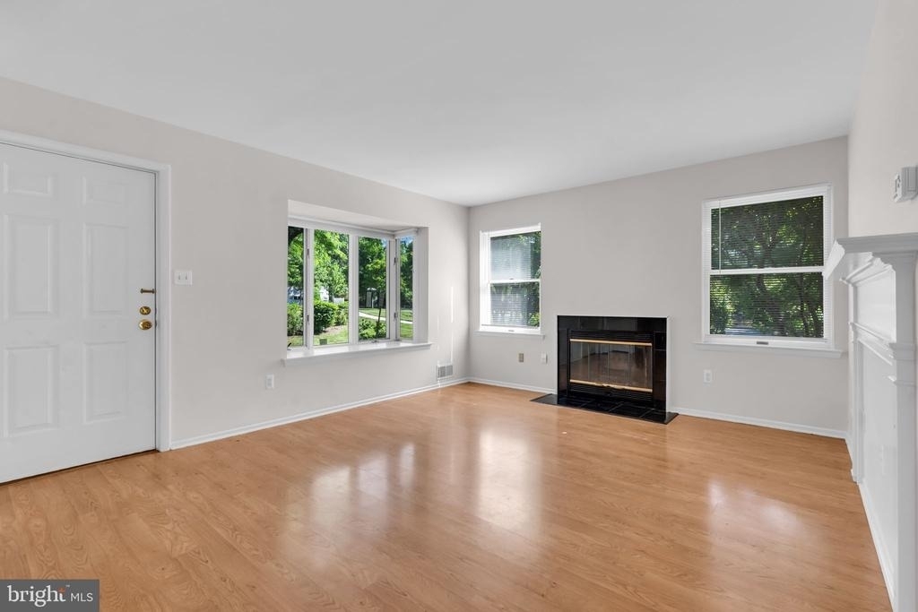 93 William Patterson Court - Photo 3