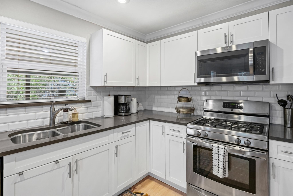 1137 Richardine Ave - Photo 17