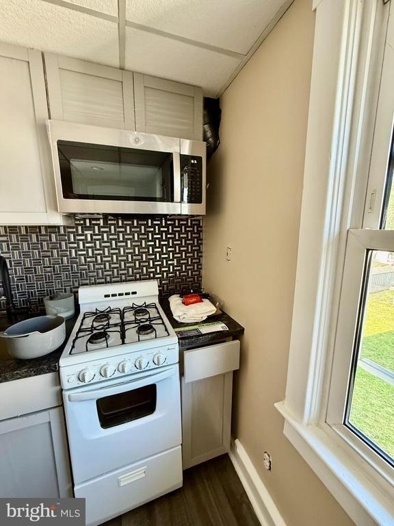 25 College Avenue - Photo 8