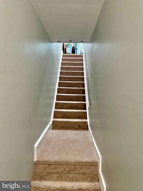 25 College Avenue - Photo 4