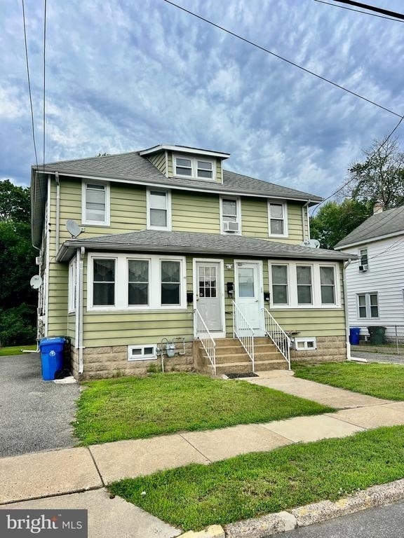 25 College Avenue - Photo 1
