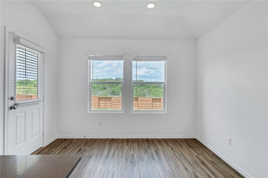 500 Jack Ryan St - Photo 12