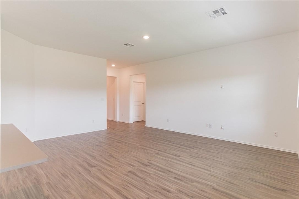 500 Jack Ryan St - Photo 9