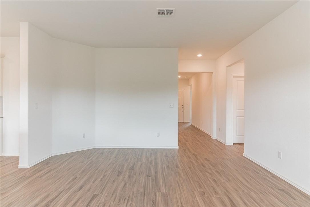 500 Jack Ryan St - Photo 7