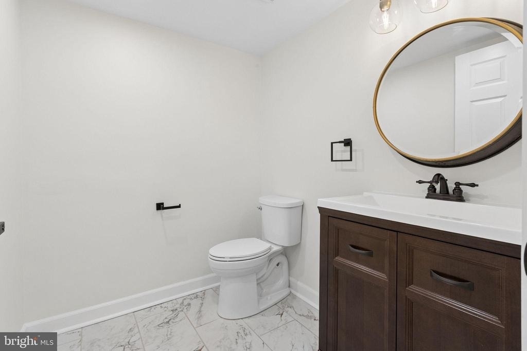 771 Barton Run Boulevard - Photo 3