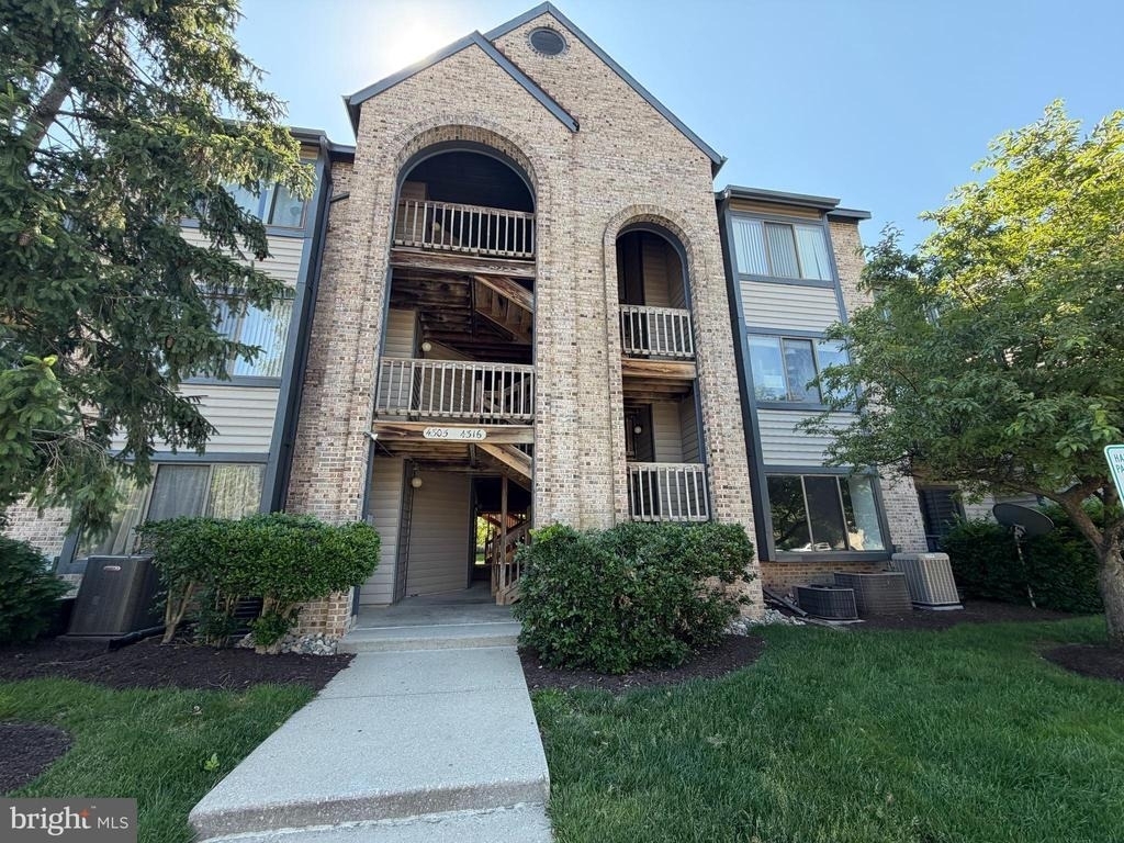 4306 Aberdeen Drive - Photo 0
