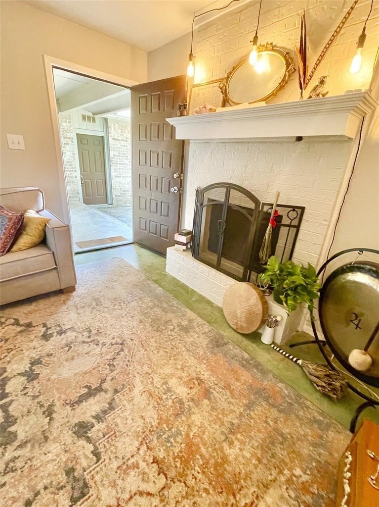7103 Woodhue Ct - Photo 6
