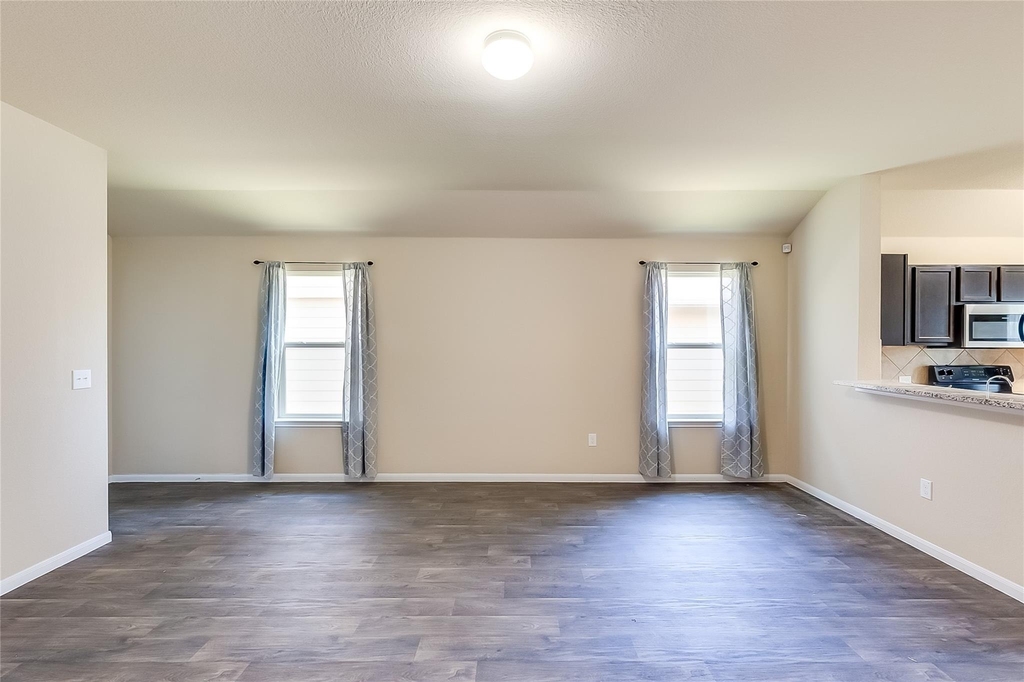 12213 Riprap Dr - Photo 5