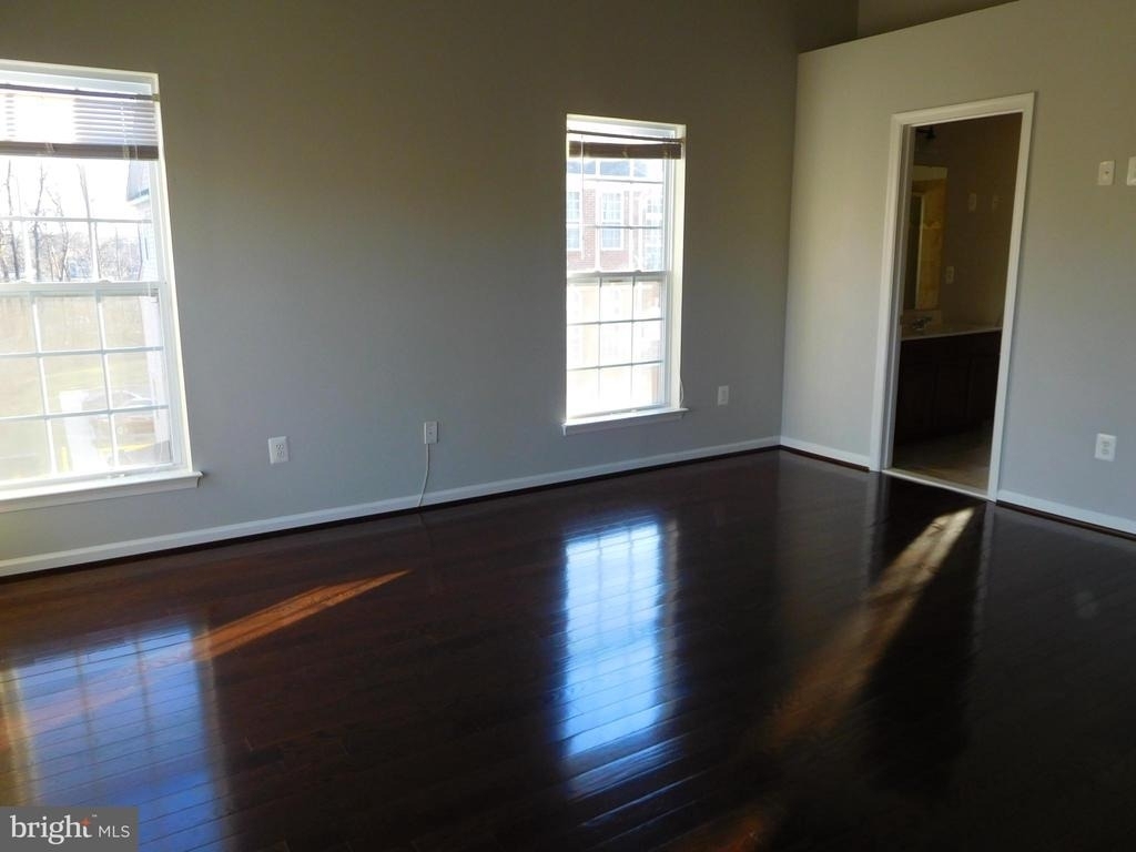 12420 Rollys Ridge Avenue - Photo 6