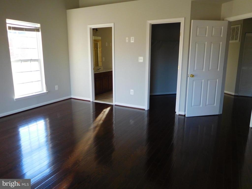 12420 Rollys Ridge Avenue - Photo 5