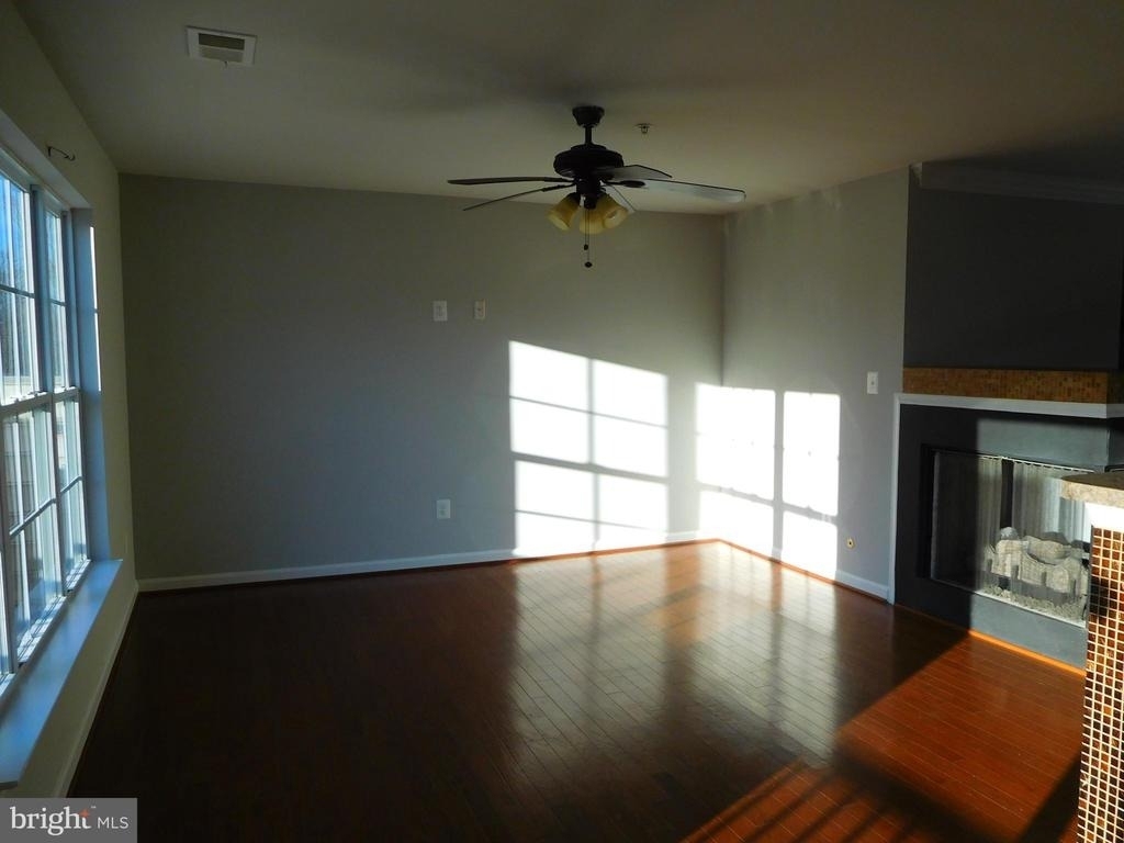 12420 Rollys Ridge Avenue - Photo 16