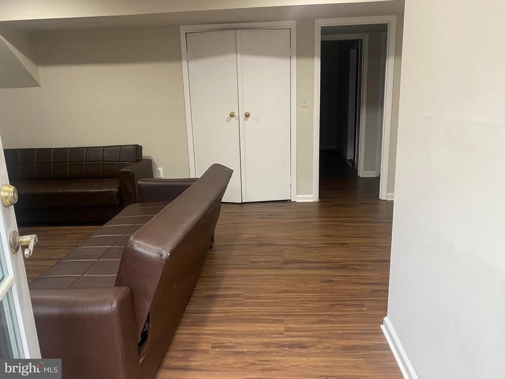 7307 Brooklyn Bridge Road - Photo 3