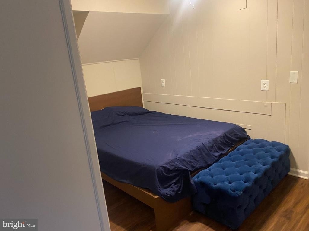 7307 Brooklyn Bridge Road - Photo 8