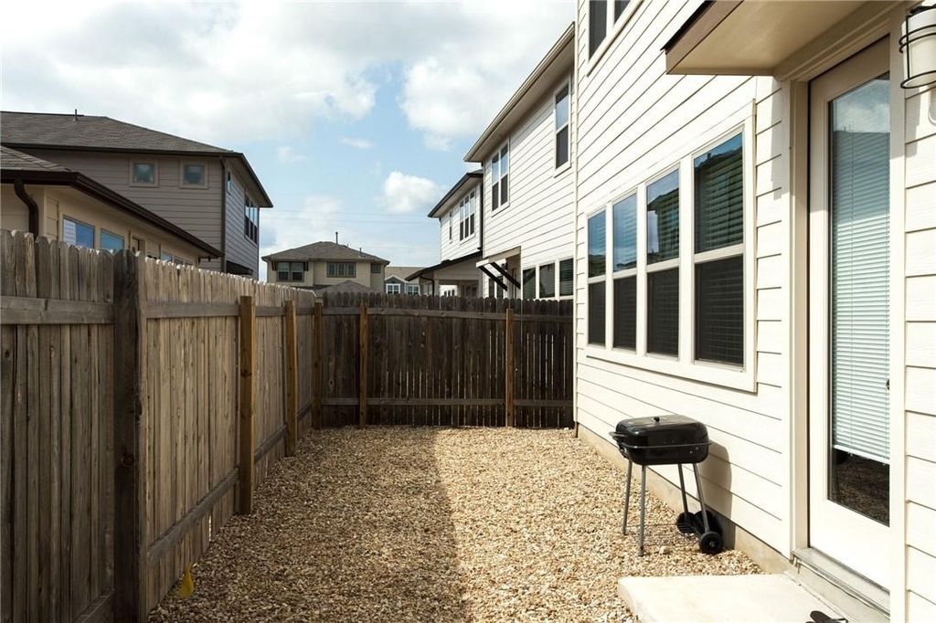 9109 Garnet Dr - Photo 25