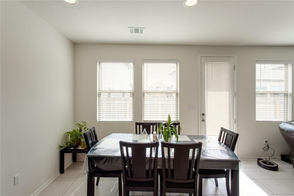9109 Garnet Dr - Photo 8