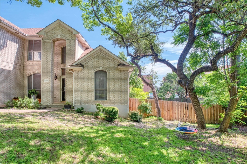 7201 Breezy Pass Cv - Photo 3