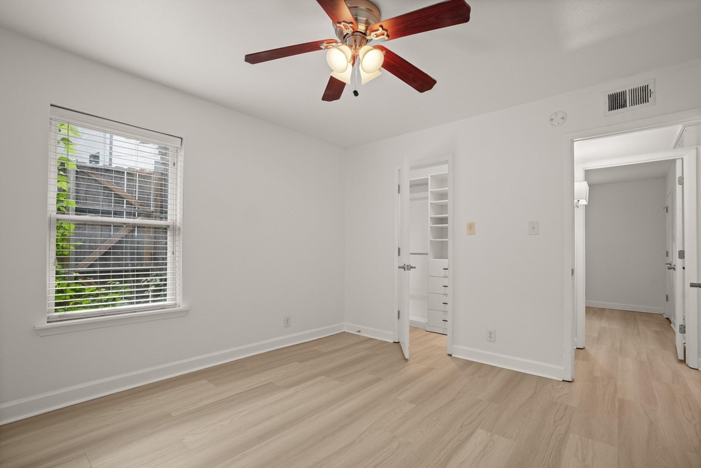 2020 S Congress Ave - Photo 9