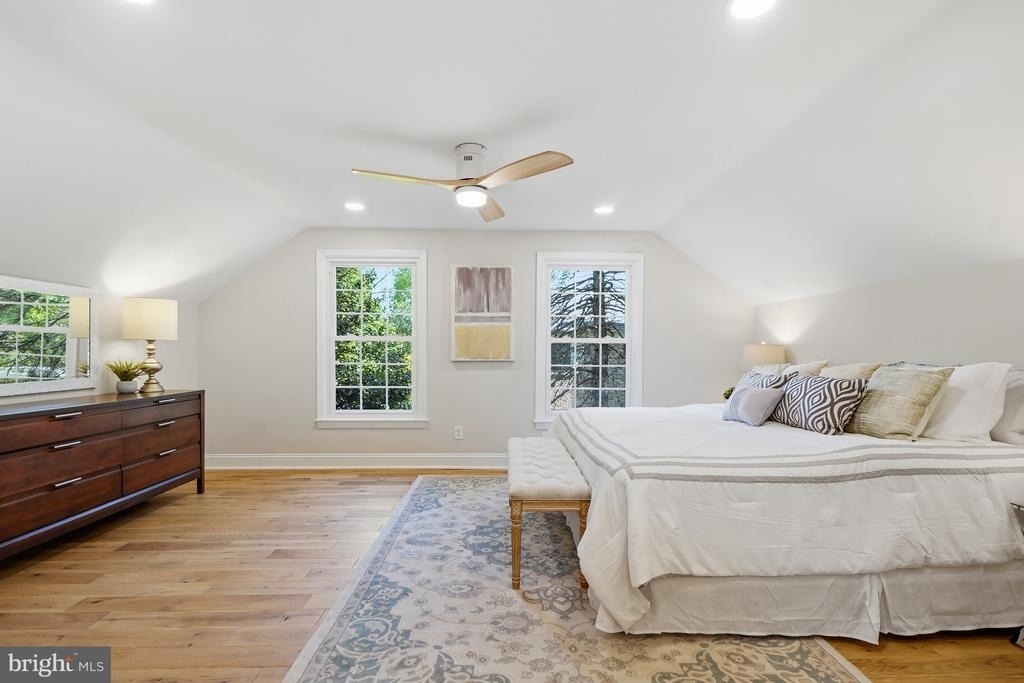 12301 Espalier Place - Photo 19