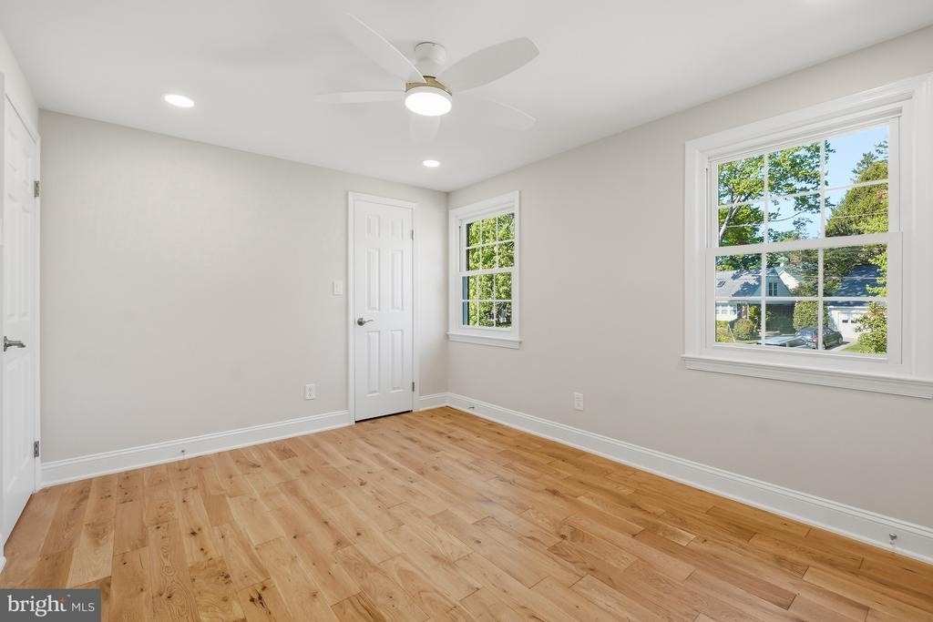 12301 Espalier Place - Photo 29