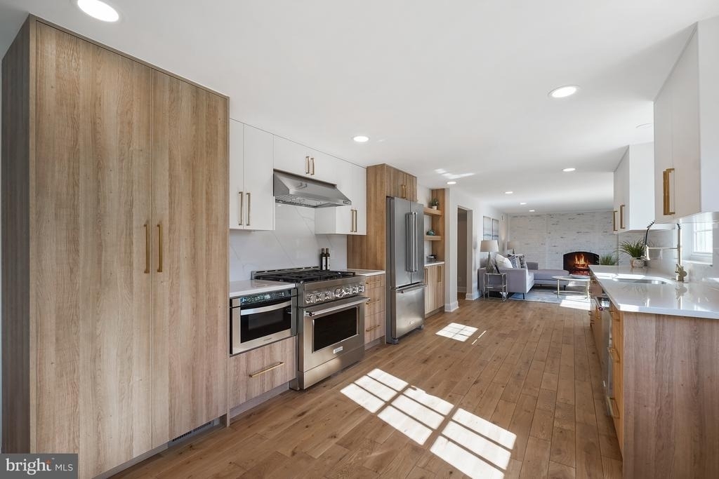 12301 Espalier Place - Photo 3
