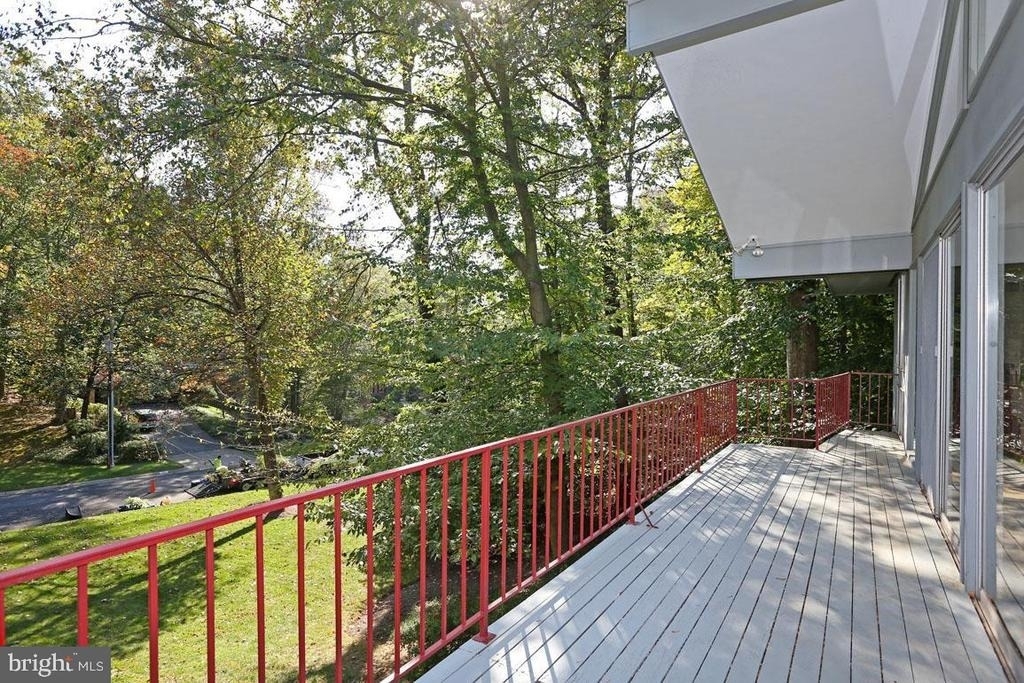 6900 Heatherhill Road - Photo 11