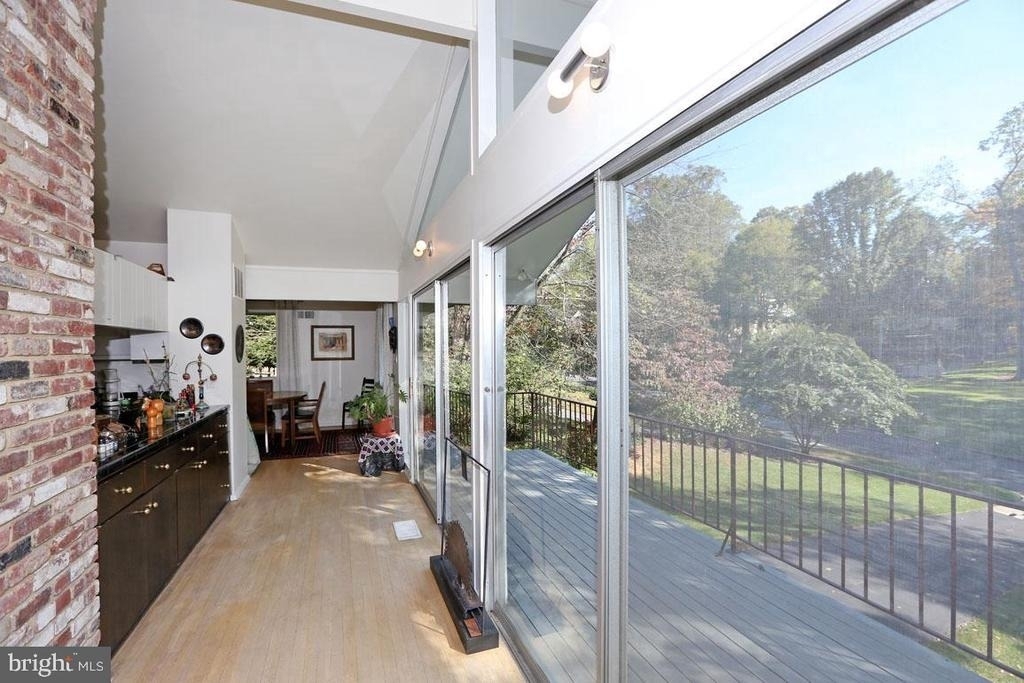 6900 Heatherhill Road - Photo 16