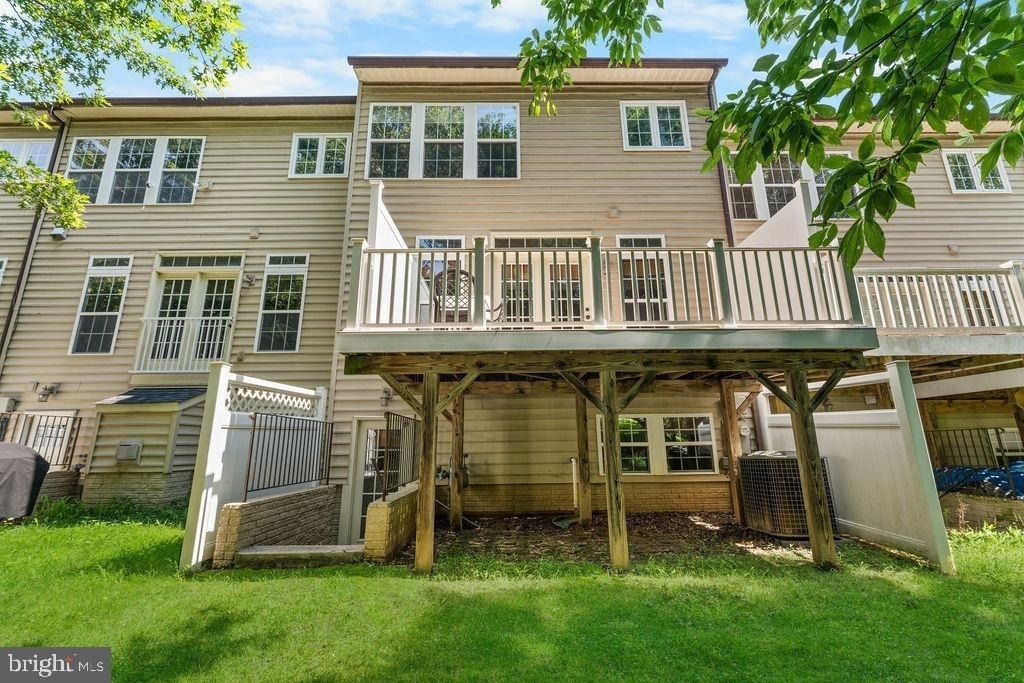 1627 Whitehall Drive - Photo 32
