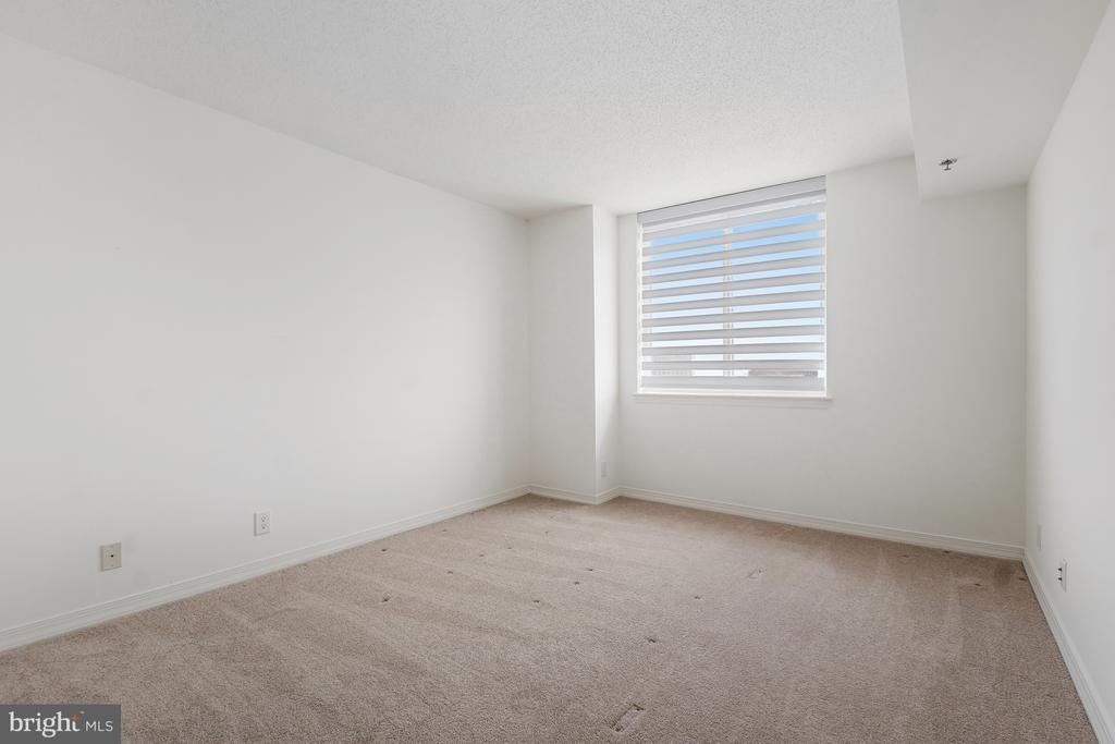 5809 Nicholson Lane - Photo 24