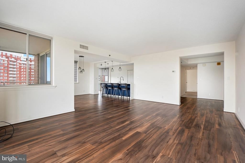 5809 Nicholson Lane - Photo 5
